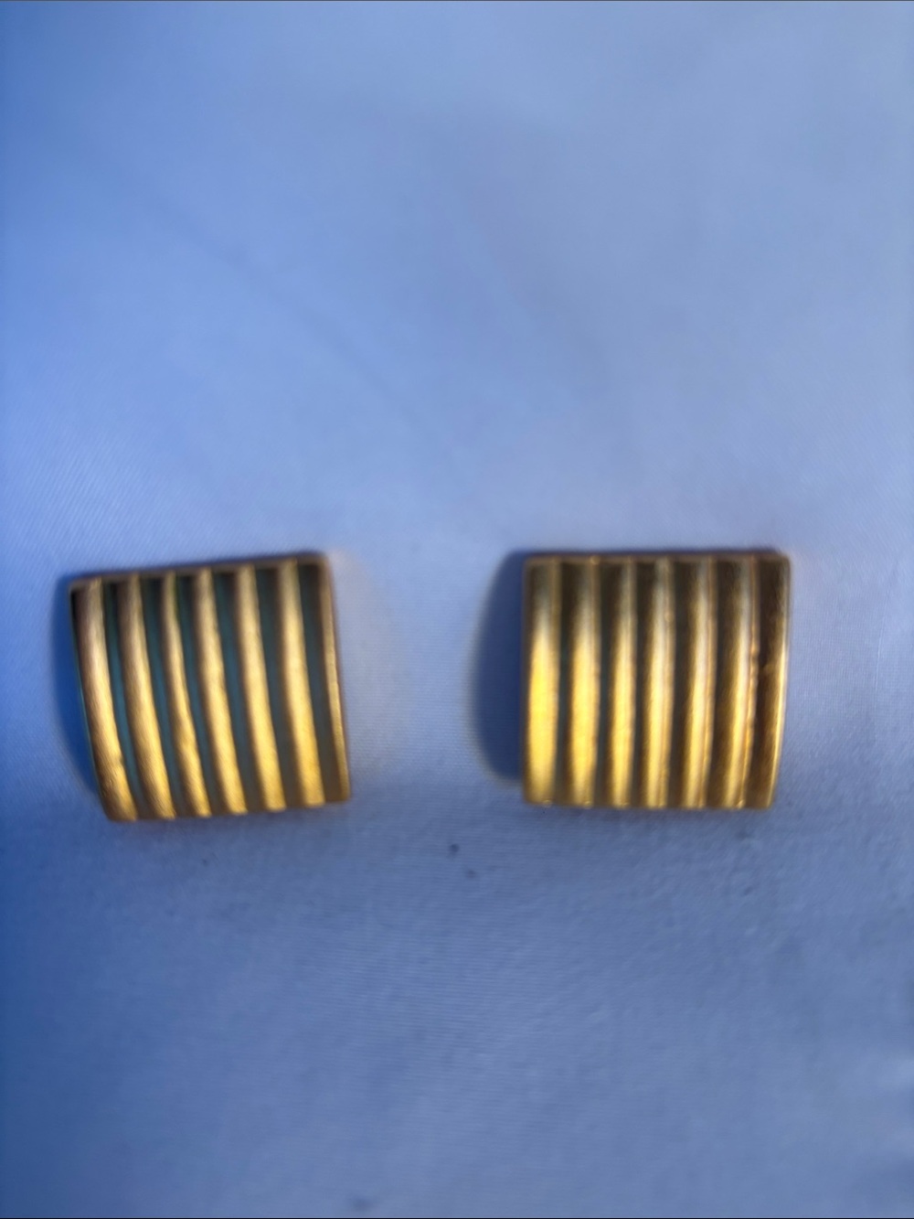 ELEGANT GOLD - TONE RIBBED SQUARE CLIP- ON EARRINGS. - Picture 2 of 6